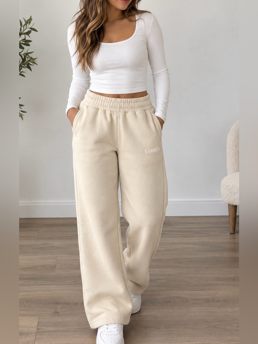 Comfort Women’s Wide-Leg Sweatpants in Cream - Women's Relaxed Fit Size M